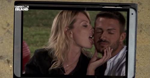 A Temptation Island leccate, ricatti morali e proposte ambigue. La prima coppia esce insieme dopo il falò