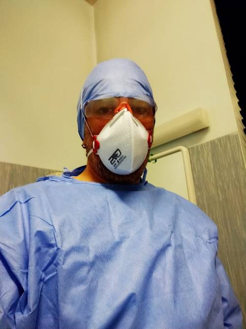 Covid, l'infermiere lancia l'allarme: "Ci risiamo, ora state attenti..."