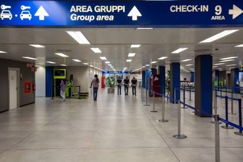 Senza patente del vaccino non si viaggerà