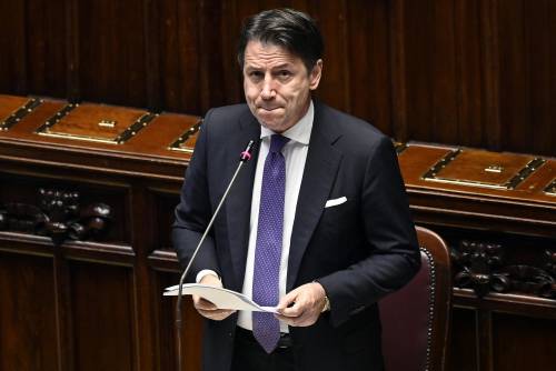 Conte ora pensa al rimpasto: nel mirino la De Micheli