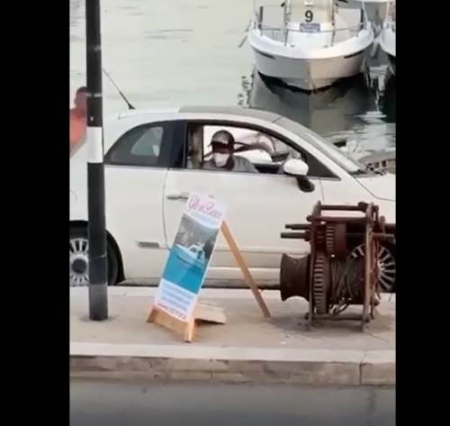 Lampedusa, migrante compie un furto e viene messo in fuga