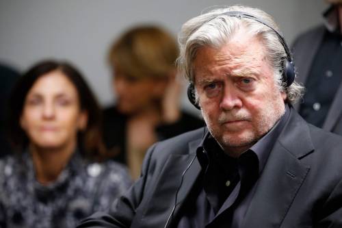 Usa, Steve Bannon è stato arrestato con accusa di frode
