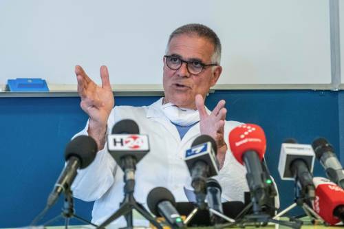 Zangrillo è ottimista su Berlusconi: "Sta reagendo bene alle cure"