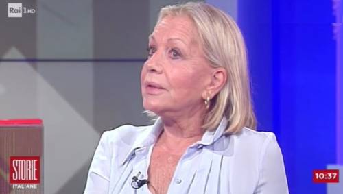 Catherine Spaak: "Ho rischiato di morire per un'emorragia cerebrale ora ho crisi epilettiche"