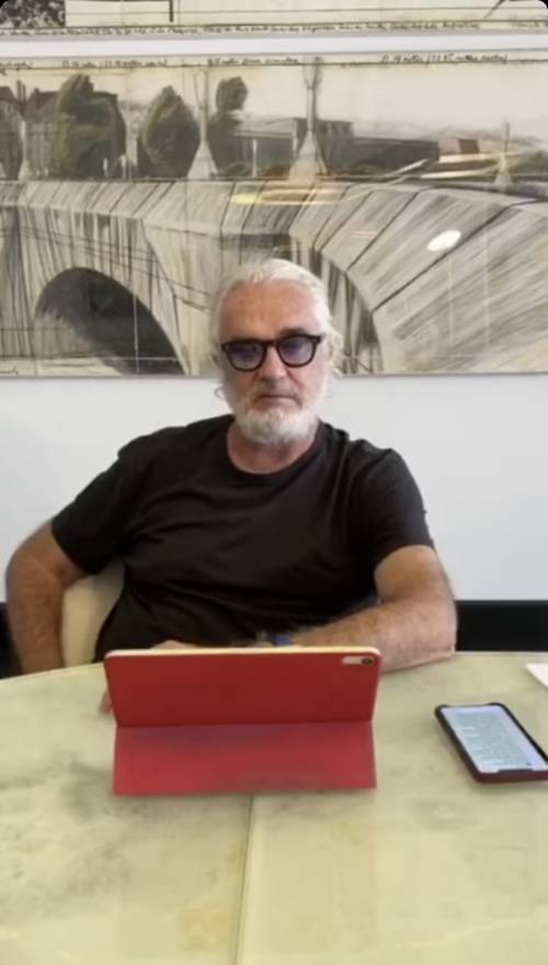 Briatore affonda Johnson: "Gli italiani sul Covid..."