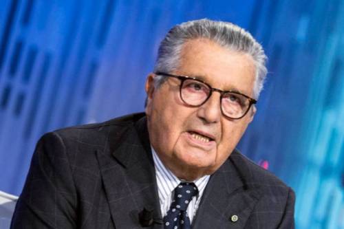 "Una vendetta di De Benedetti". Imbarazzo M5s, big in silenzio
