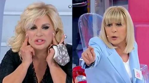 "Ti rifai a 71 anni per rimorchiare i giovanotti?", "Sei acqua e silicone": è rissa fra Tina e Gemma