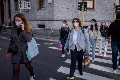 Parenti, conoscenti e amici: le regole da tenere in casa