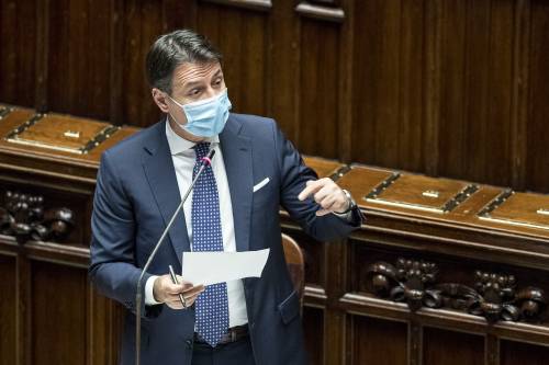 Conte pressato da tutti s'aggrappa all'opposizione. Domani il nuovo decreto
