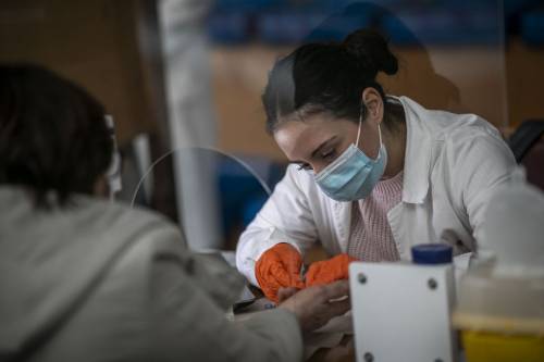 Posti letto e supporto sanitario: Bergamo e Codogno aiutano Milano