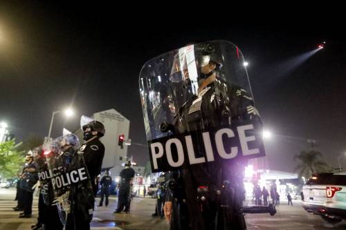Elezioni Usa, manifestazioni e scontri in diverse città