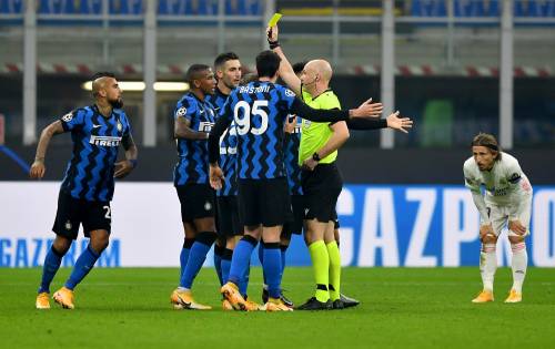 È vero, non sei grande. La follia di Vidal condanna Conte e l'Inter
