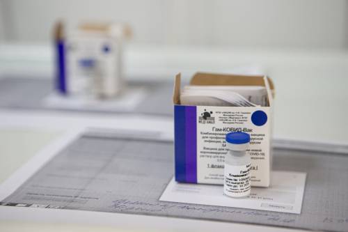 Quei test clinici sull'efficacia: ecco perché tutti vogliono Sputnik V