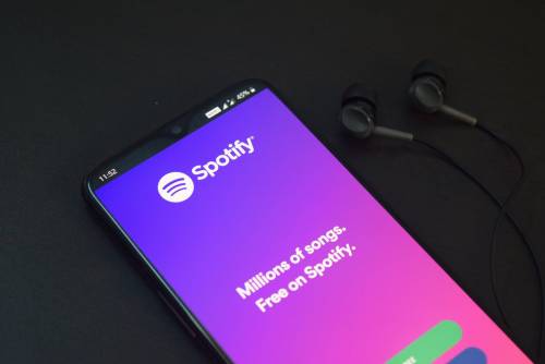 Spotify, caratteristiche e costo dell’abbonamento