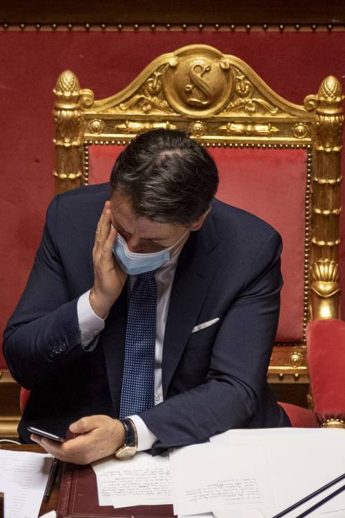 Acquisti o no, Conte non dura