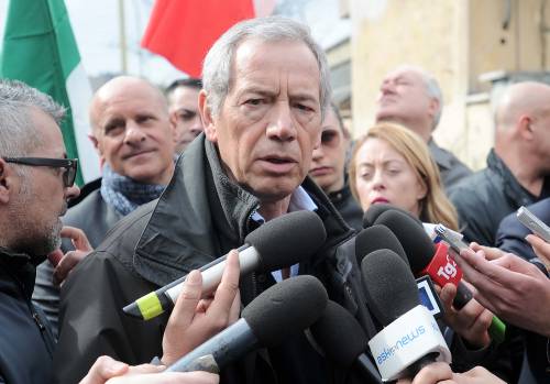 Il governo ostacola Bertolaso: "Da Roma negano un aiuto"