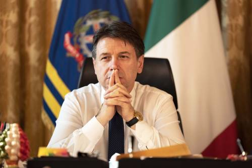L'ultimo regalo di Giuseppi: più tasse e maxi-recessione