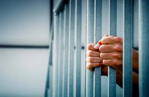 Evasione dal carcere di Perugia: caccia a ergastolano condannato per omicidio