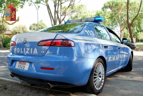 "Allah akbar", straniero armato terrorizza i passeggeri sul tram