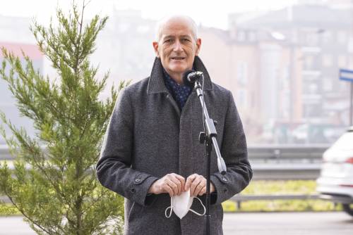 Dai vaccini all'immigrazione. Draghi dà i poteri a Gabrielli