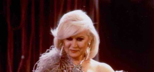 "Diedi un ceffone a Tognazzi per quel suo bacio troppo osé"