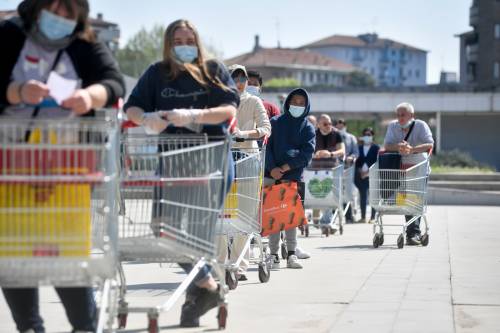 Lombardia, cambia tutto al supermercato: come e chi può entrare adesso