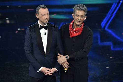 L'ira di Amadeus dopo il Festival: "Adesso chiedete scusa..."