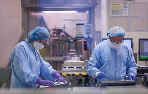 Nuovi anticorpi in arrivo: ecco i monoclonali "a doppia azione"
