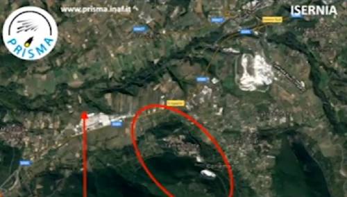 Quel bolide luminoso nel cielo "Meteorite è caduta in Molise"
