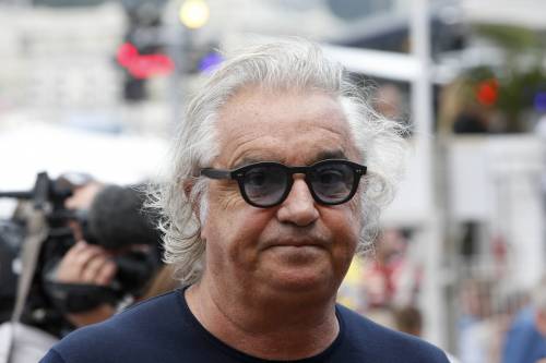 "Da 11 anni mi danno dell'evasore...": Briatore zittisce tutti