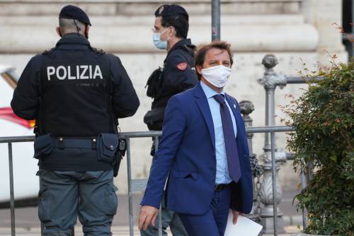 Le grandi priorità di Tridico: "Reddito 5s a tutti i migranti"
