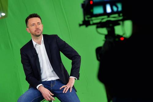 Tutte le balle di Scanzi. E La7 sospende il contratto