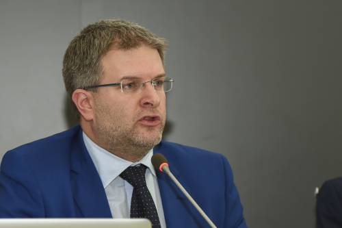 "Se ne fregano delle minoranze". La sinistra blocca la Giornata europea per la libertà religiosa
