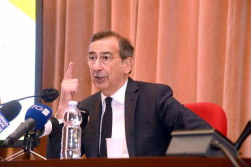 Vigili rubavano soldi e droga. "Troppi scandali, Sala in aula"