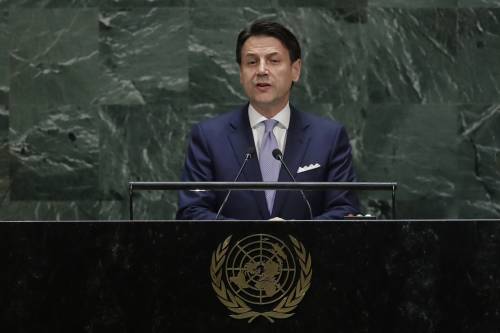I grillini annoiati da Conte: "Tutto questo casino per non dire nulla"