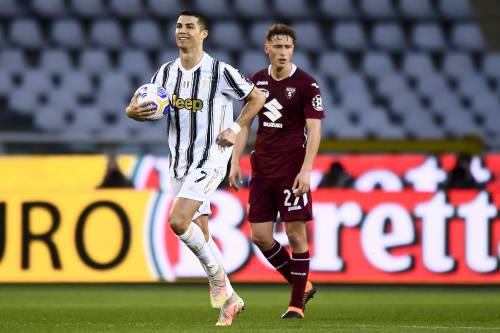 La Juve "balla" sempre ma il Toro non fa festa CR7 salva (per ora) Pirlo