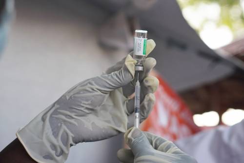 Chip, smart-patch e spray nasali: ecco il futuro dei vaccini