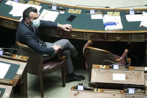 Il testo anti omofobia spacca la maggioranza e slitta ancora al Senato