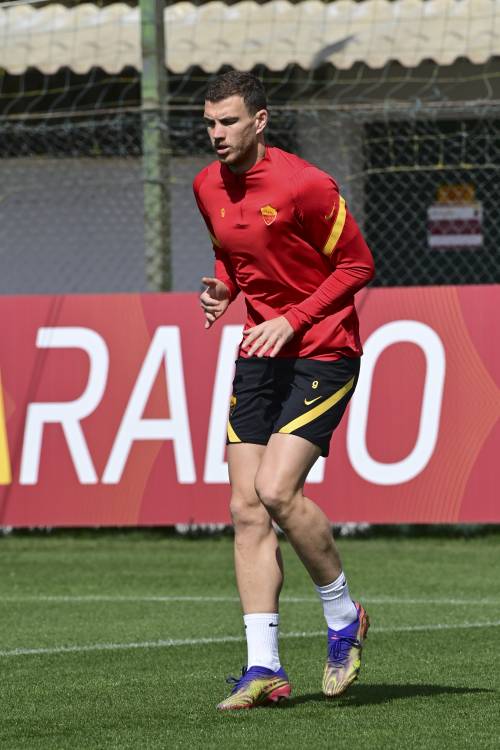 I gol di Dzeko per "salvare" Roma e Italia