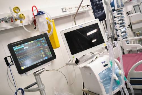 Lo studio che incastra Conte: "Si potevano salvare oltre 6mila anziani"