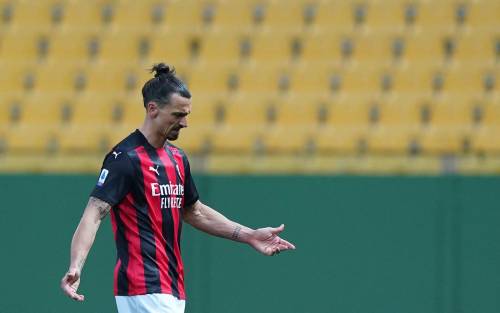 "Ibra era al ristorante" Ora scoppia la bufera. Ma spunta un giallo...