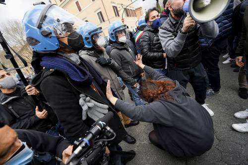 La ristoratrice in ginocchio: "È arrivata la bolletta, come si paga?"