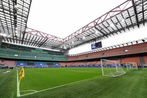 I tifosi tornano allo stadio e nei palazzetti