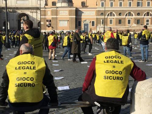 Gioco legale, appello al Governo: "Riaprire le attività, sale chiuse da 300 giorni"