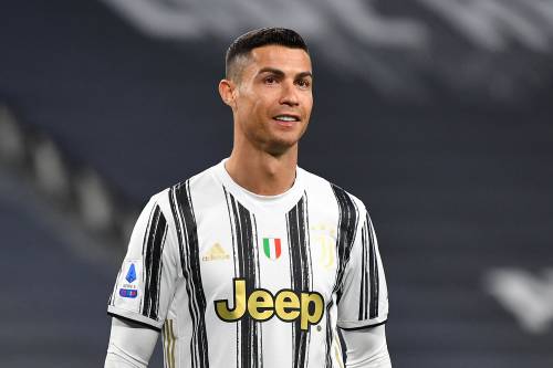 Un post sui social di Ronaldo? Assorbe energia come 10 famiglie