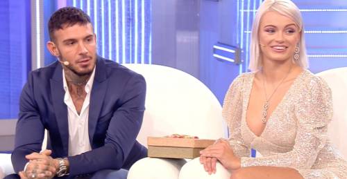"È finita": Lucas e Mercedesz Henger si dicono addio