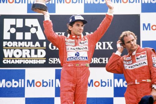 Da Chernobyl a Tangentopoli fino a Senna. "Ossi di seppia", i nostri tempi a prova di click