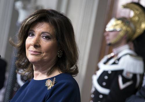 Minacce a Casellati e il rispetto perduto per le istituzioni