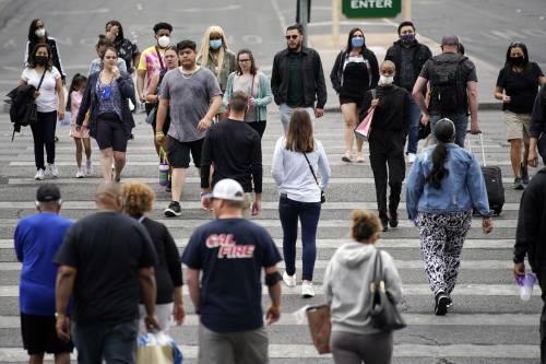 "Possono non metterla": la svolta sulle mascherine