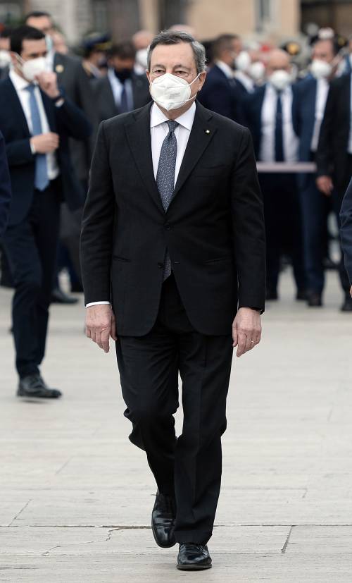 Alleanza per la ripresa tra Draghi e le Regioni. "Ma ora regole chiare sul passaporto Ue"